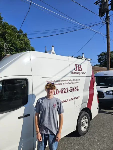Brad Auge Jr.